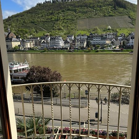 Holiday Apartment Mit Moselblick Im Moselhaus Cochem Exteriör bild