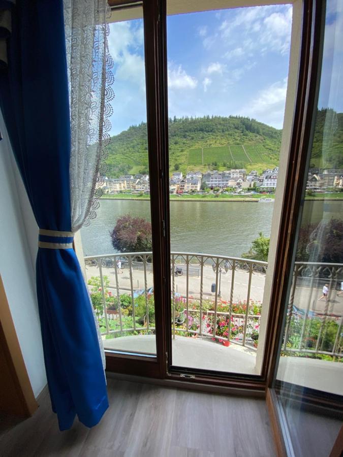 Holiday Apartment Mit Moselblick Im Moselhaus Cochem Exteriör bild