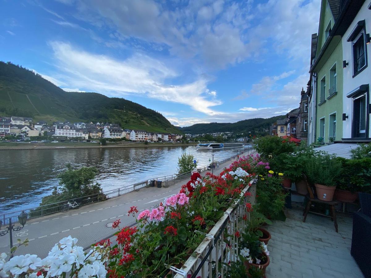 Holiday Apartment Mit Moselblick Im Moselhaus Cochem Exteriör bild