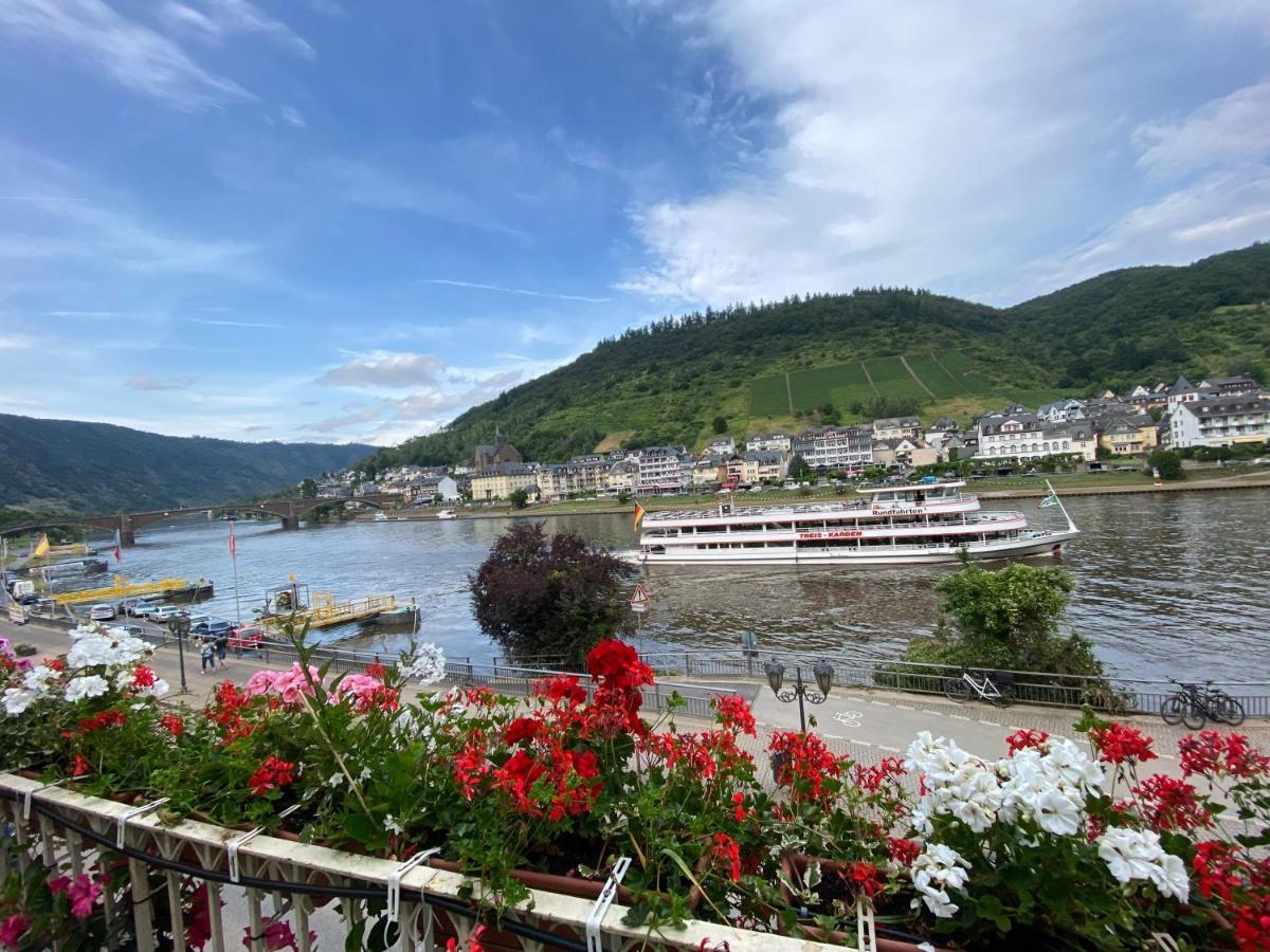 Holiday Apartment Mit Moselblick Im Moselhaus Cochem Exteriör bild