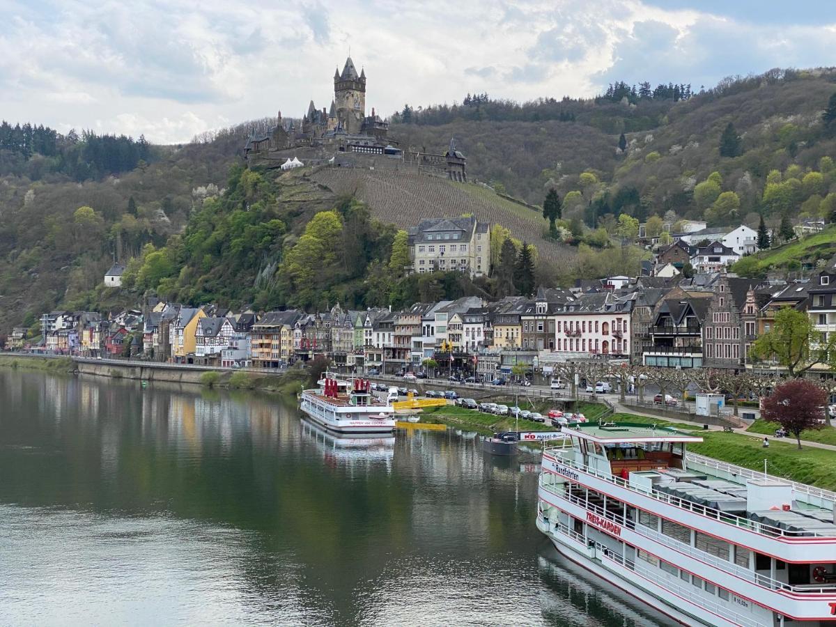 Holiday Apartment Mit Moselblick Im Moselhaus Cochem Exteriör bild