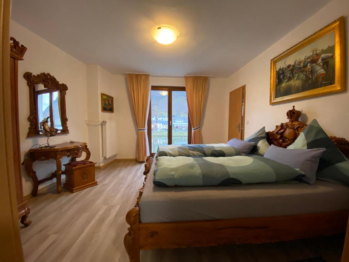 Holiday Apartment Mit Moselblick Im Moselhaus Cochem Exteriör bild